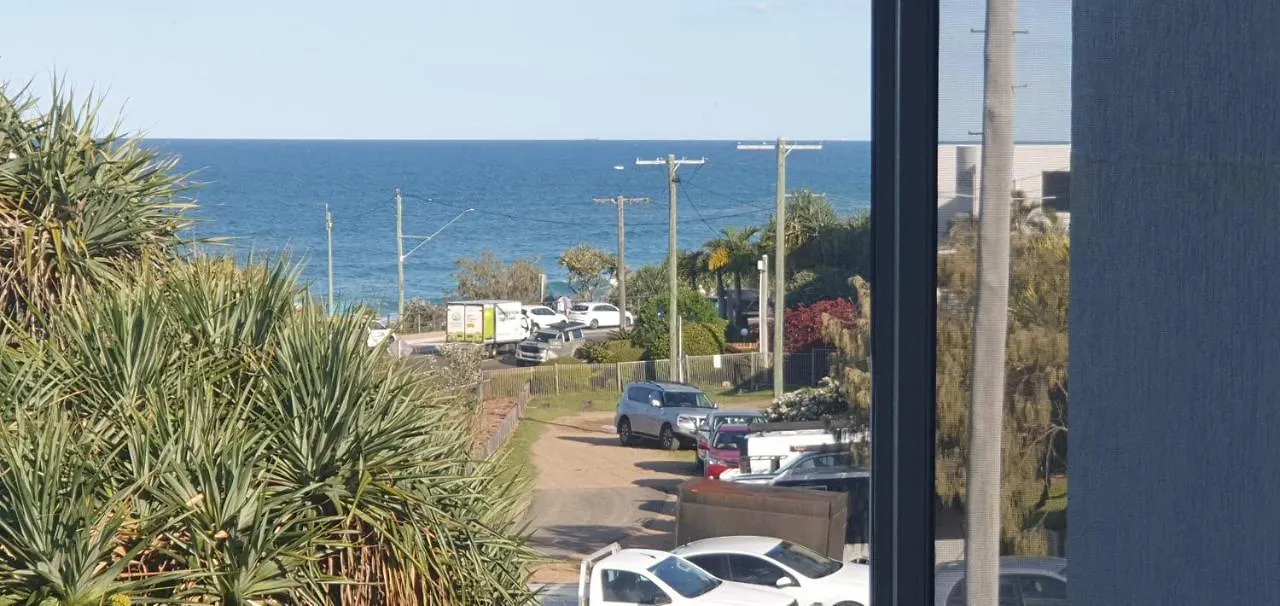 Pandanus Coolum Beach Aparthotel
